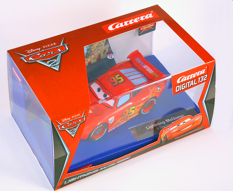 Fiche LIGHTNING MCQUEEN CARRERA 1/32eme (public) Accueil